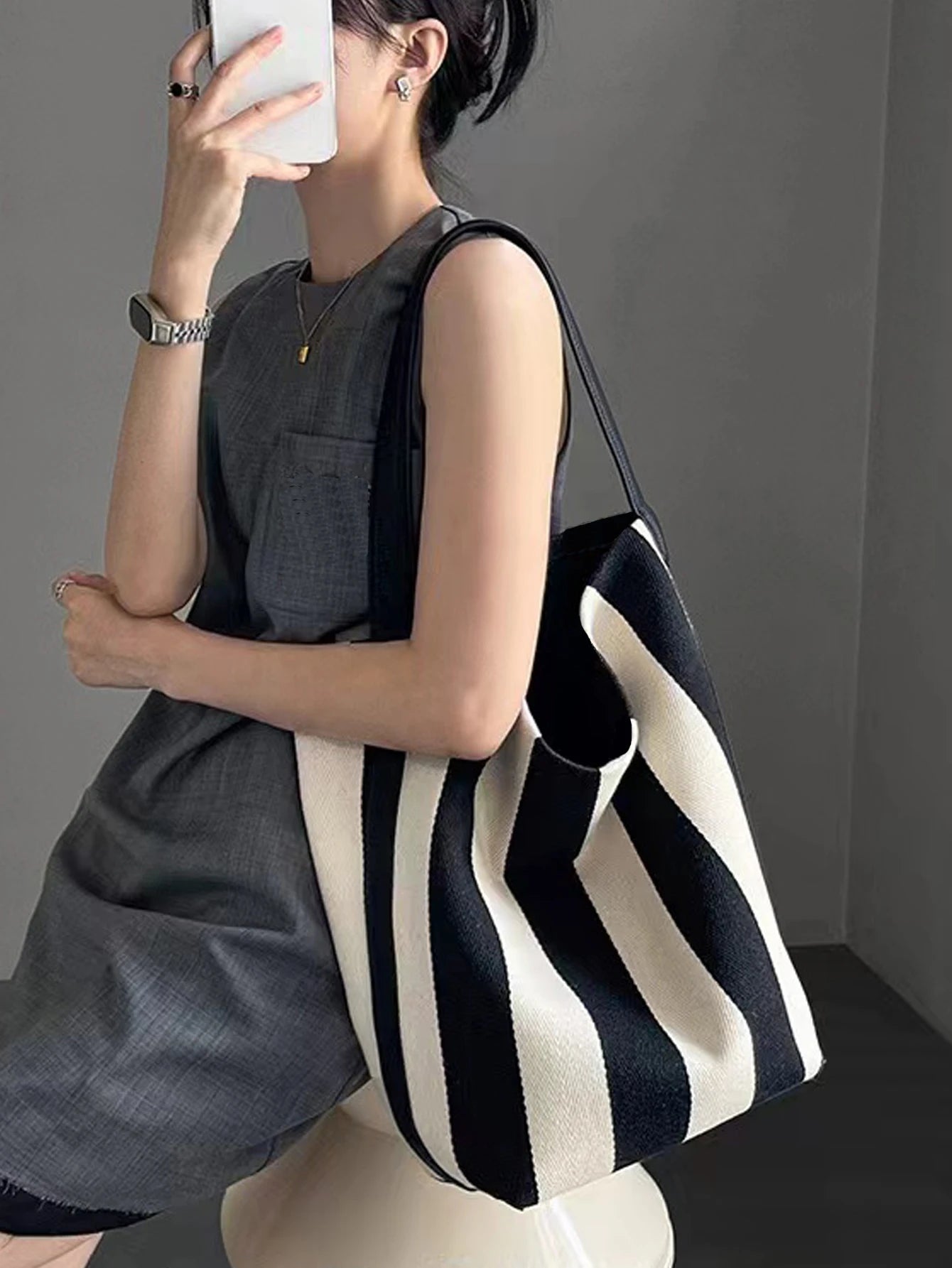 "Stripe Wide Shoulder" Tote Bag